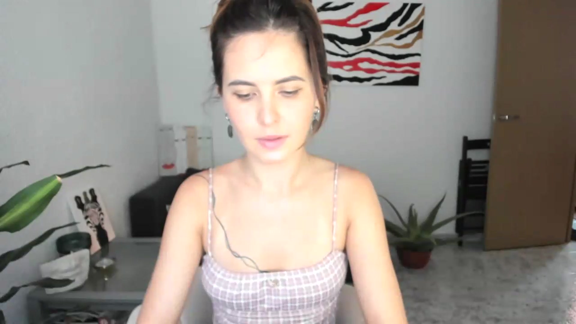 Gallery image thumbnail from AhahaGirl's myfreecams stream on, 06/02/2026, 18:53 image 15 of 20