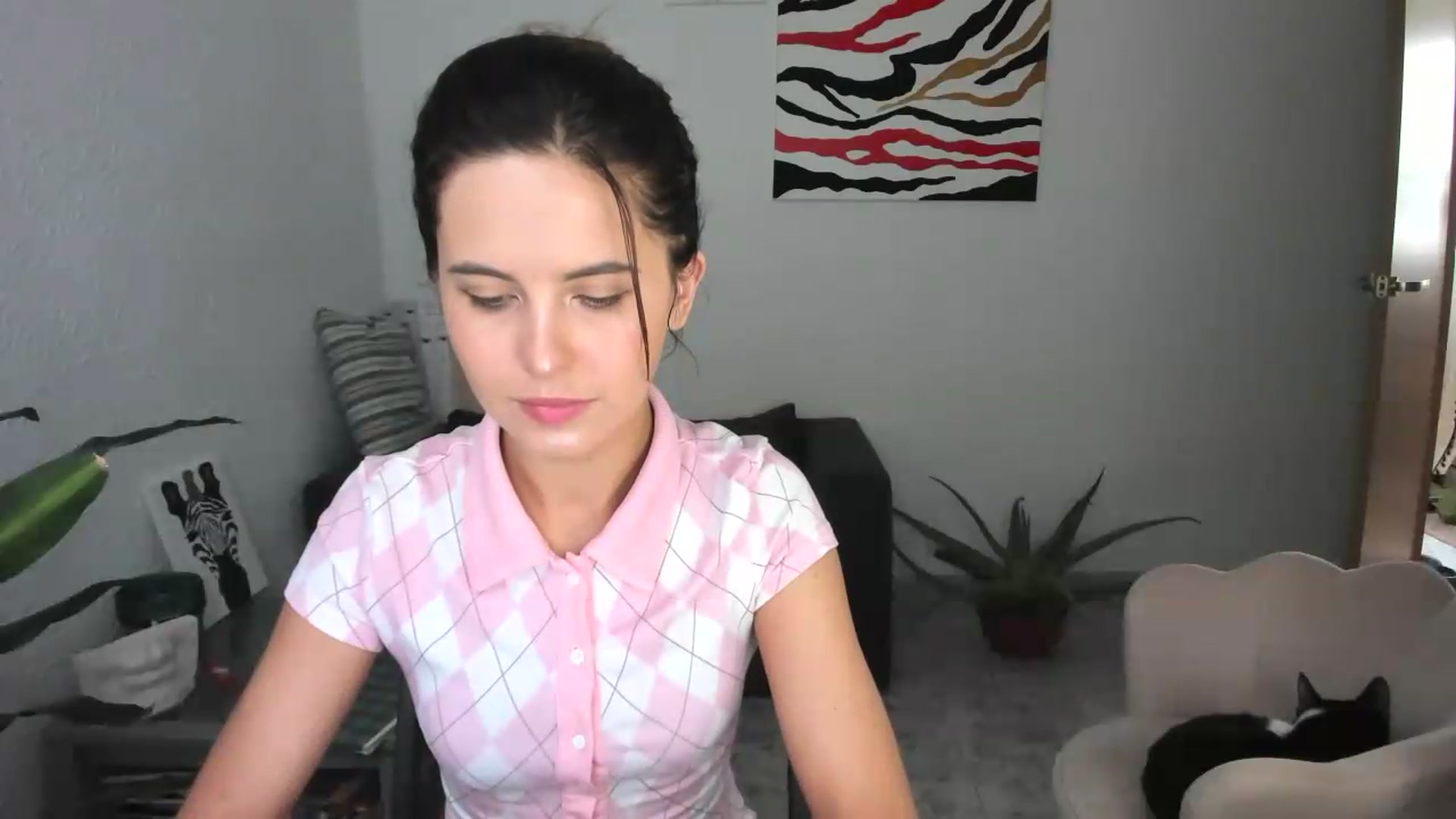 Gallery image thumbnail from AhahaGirl's myfreecams stream on, 06/04/2026, 18:19 image 5 of 20