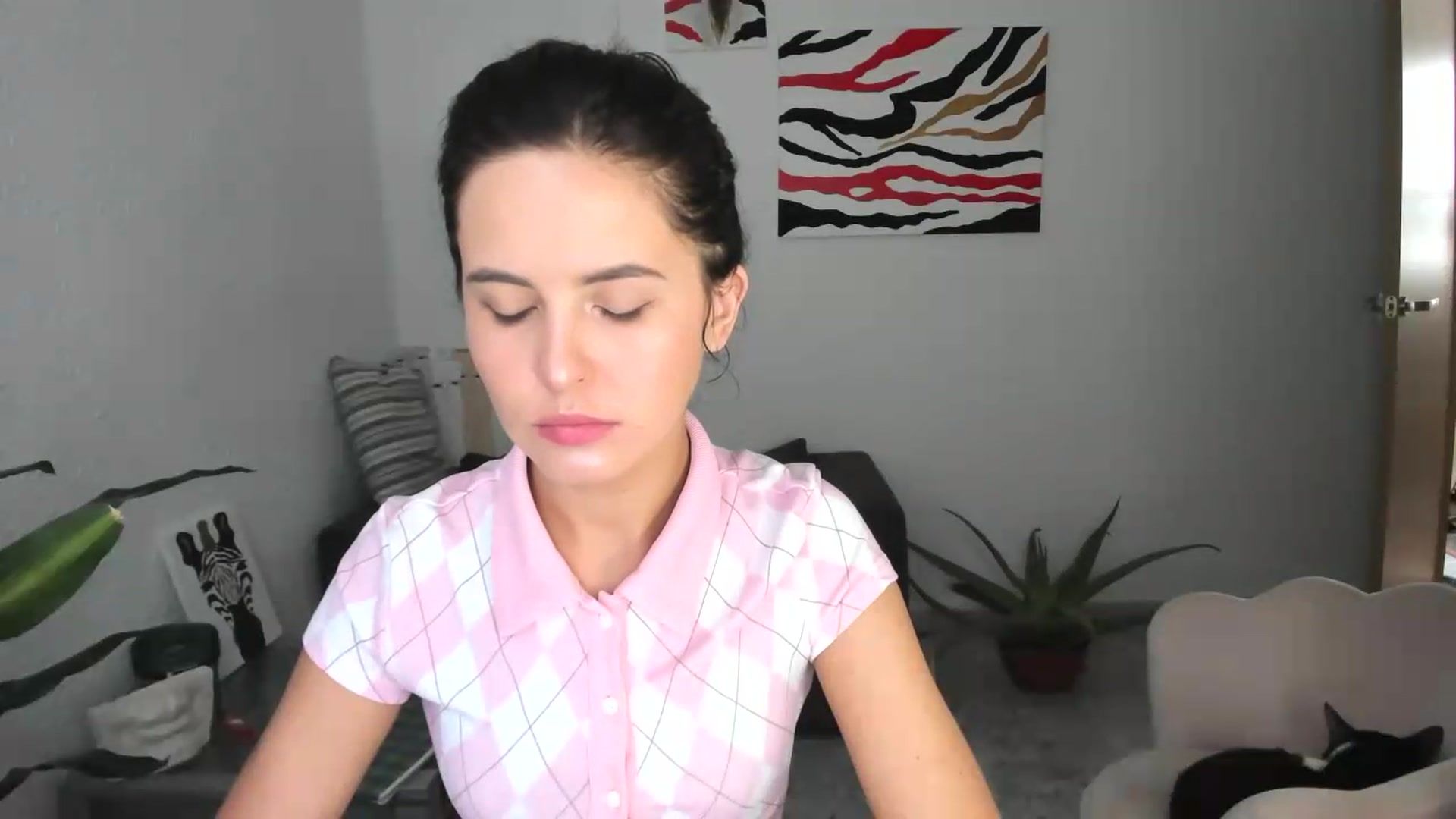 Gallery image thumbnail from AhahaGirl's myfreecams stream on, 06/04/2026, 18:19 image 14 of 20