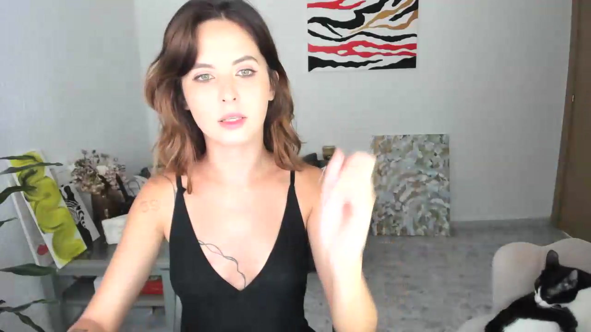 Gallery image thumbnail from AhahaGirl's myfreecams stream on, 07/15/2026, 15:42 image 10 of 20