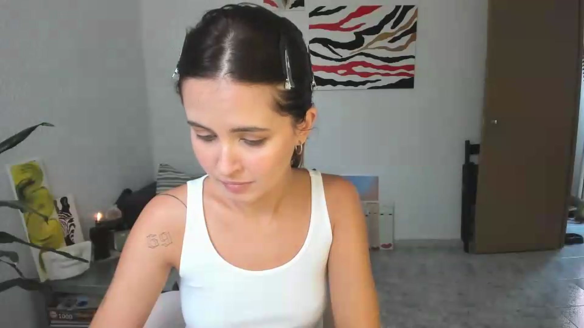 Gallery image thumbnail from AhahaGirl's myfreecams stream on, 07/28/2026, 14:12 image 3 of 20