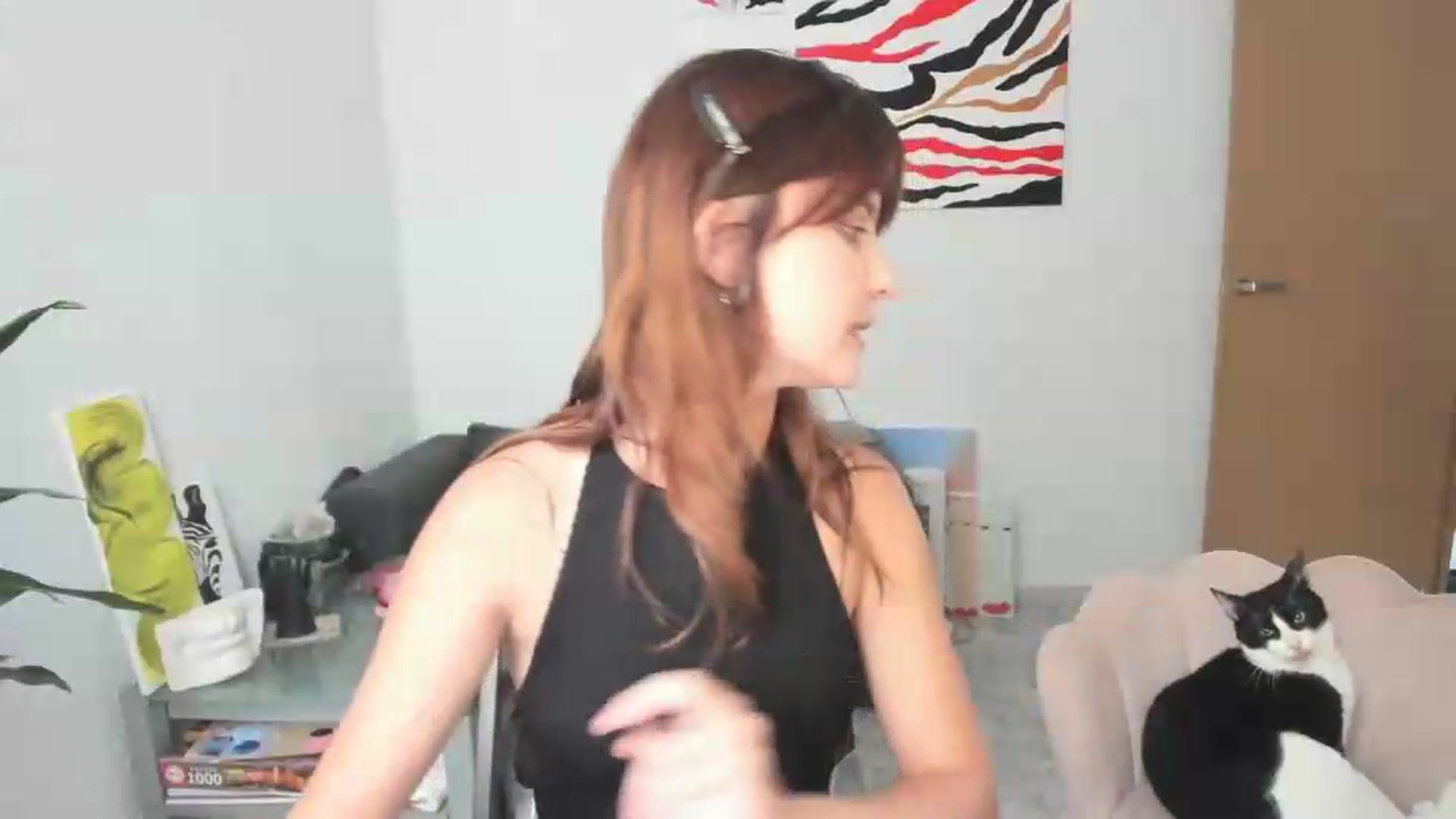 Gallery image thumbnail from AhahaGirl's myfreecams stream on, 08/03/2026, 13:44 image 18 of 20