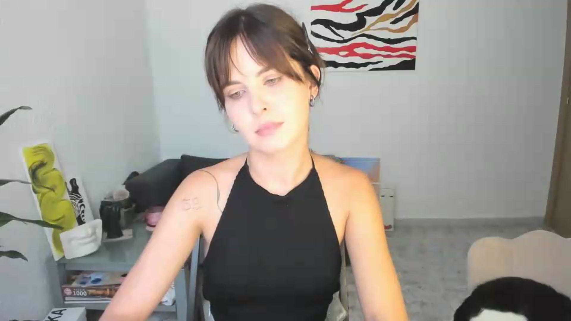 Gallery image thumbnail from AhahaGirl's myfreecams stream on, 08/03/2026, 16:57 image 16 of 20
