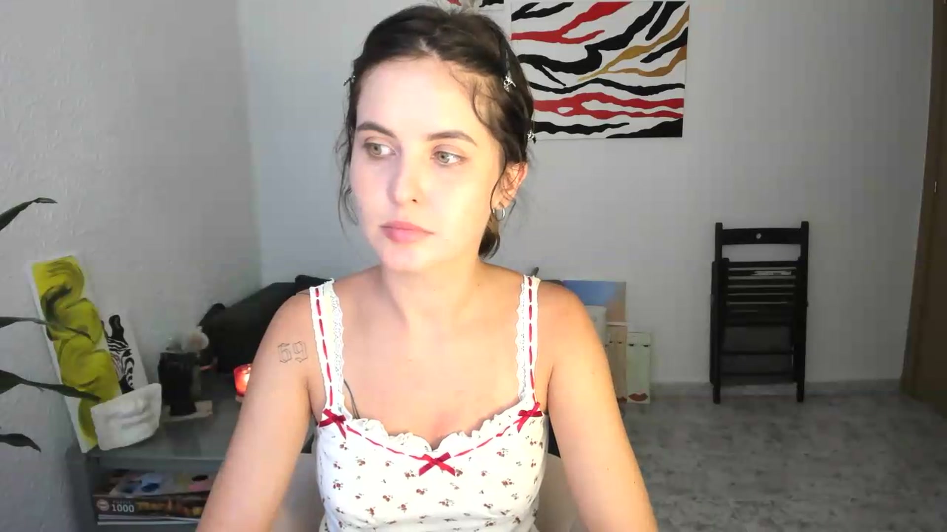 Gallery image thumbnail from AhahaGirl's myfreecams stream on, 08/04/2026, 17:35 image 8 of 20
