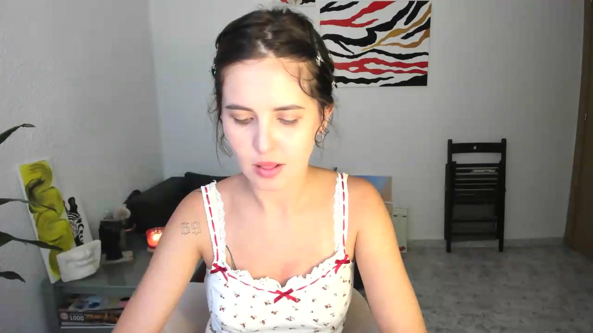 Gallery image thumbnail from AhahaGirl's myfreecams stream on, 08/04/2026, 17:35 image 9 of 20