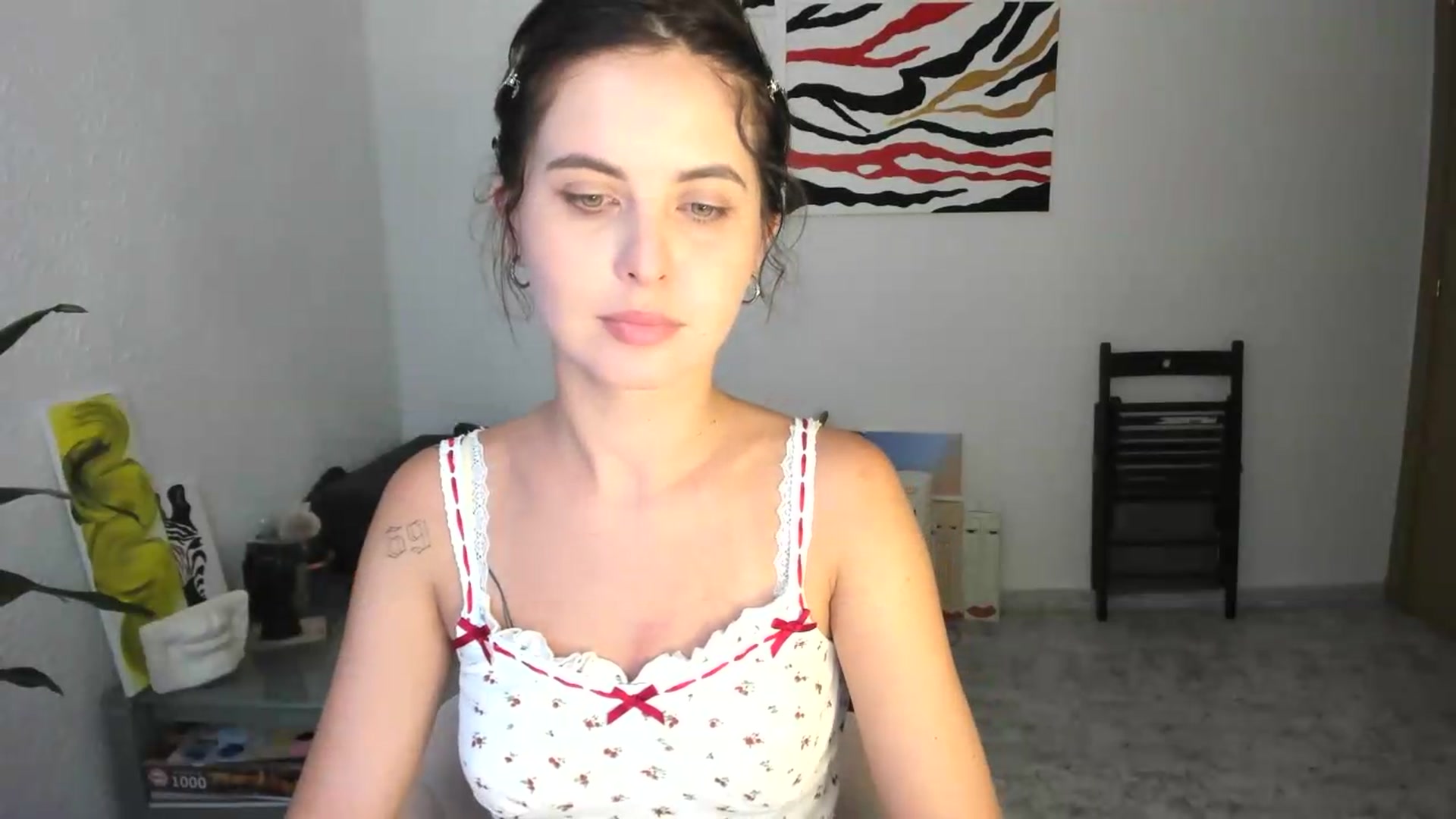 Gallery image thumbnail from AhahaGirl's myfreecams stream on, 08/04/2026, 17:35 image 11 of 20