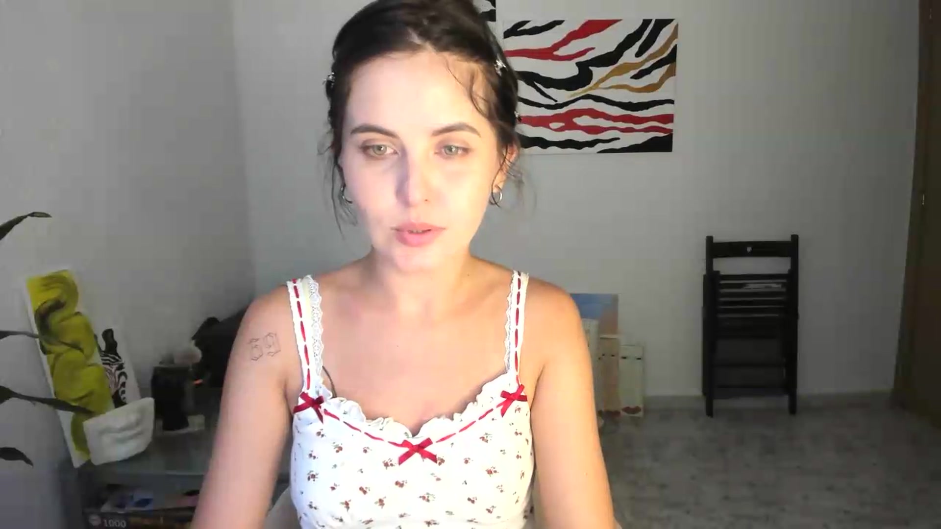 Gallery image thumbnail from AhahaGirl's myfreecams stream on, 08/04/2026, 17:35 image 19 of 20