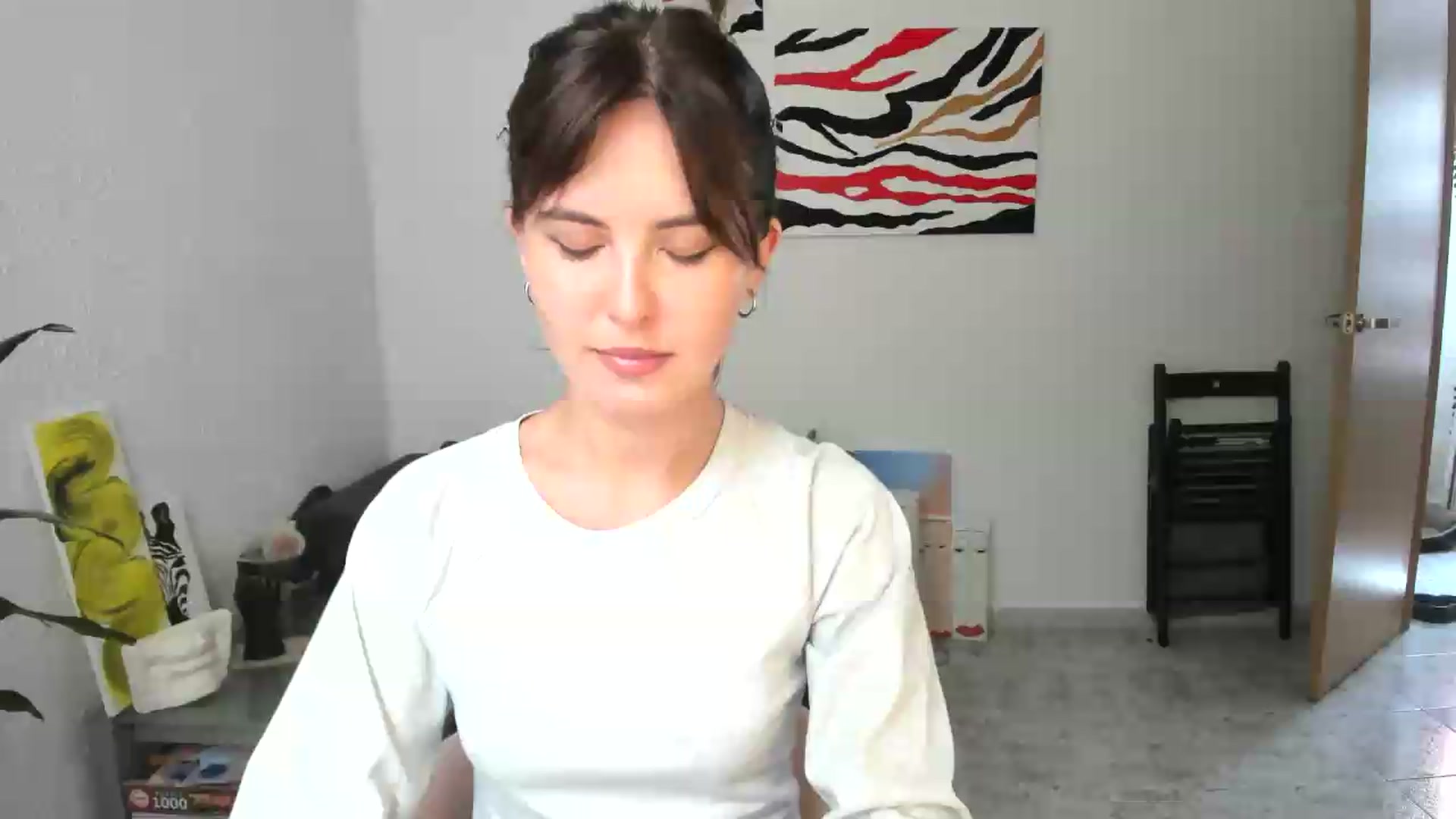 Gallery image thumbnail from AhahaGirl's myfreecams stream on, 08/05/2026, 15:02 image 1 of 20
