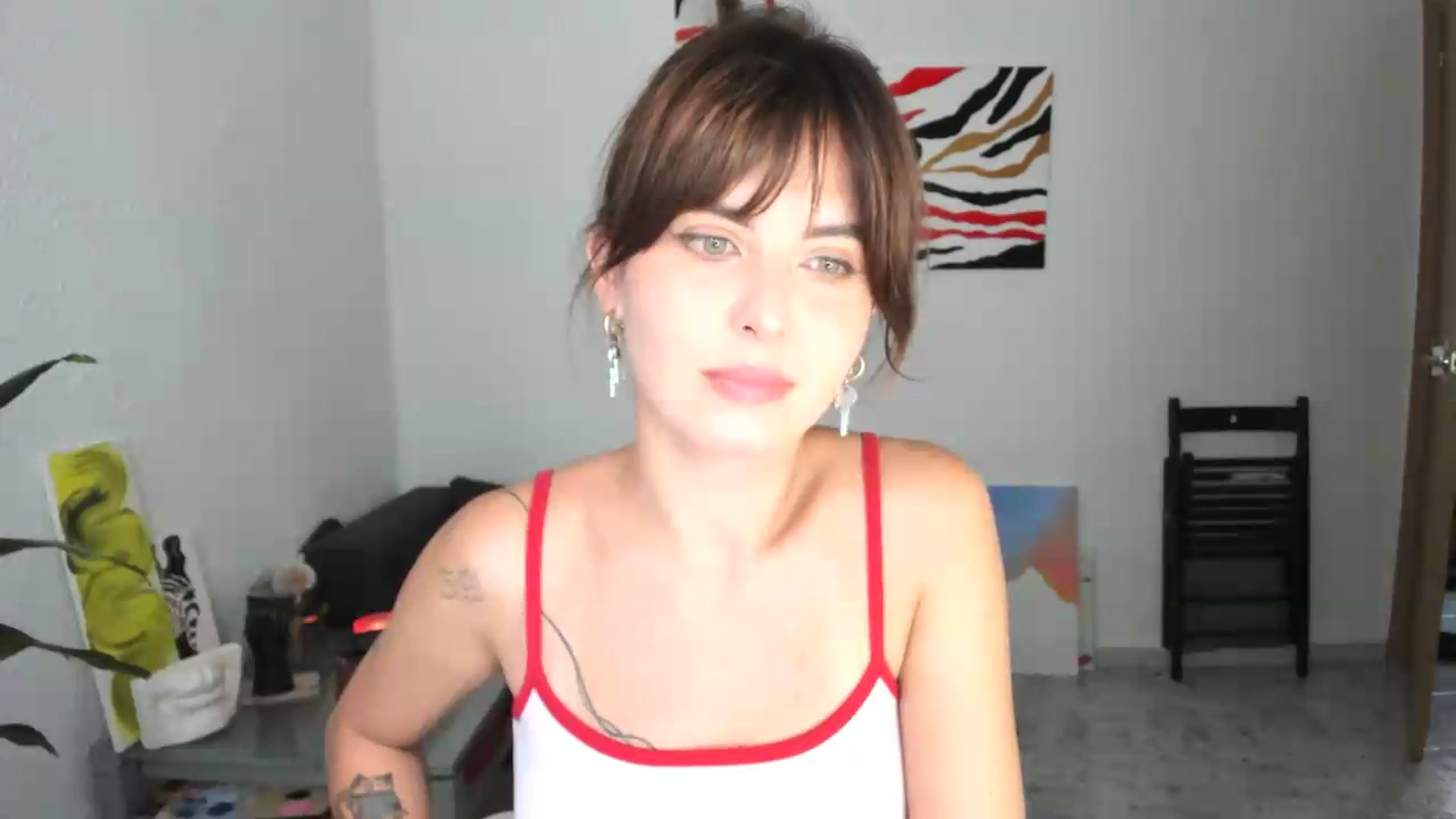 Gallery image thumbnail from AhahaGirl's myfreecams stream on, 08/06/2026, 15:52 image 13 of 20
