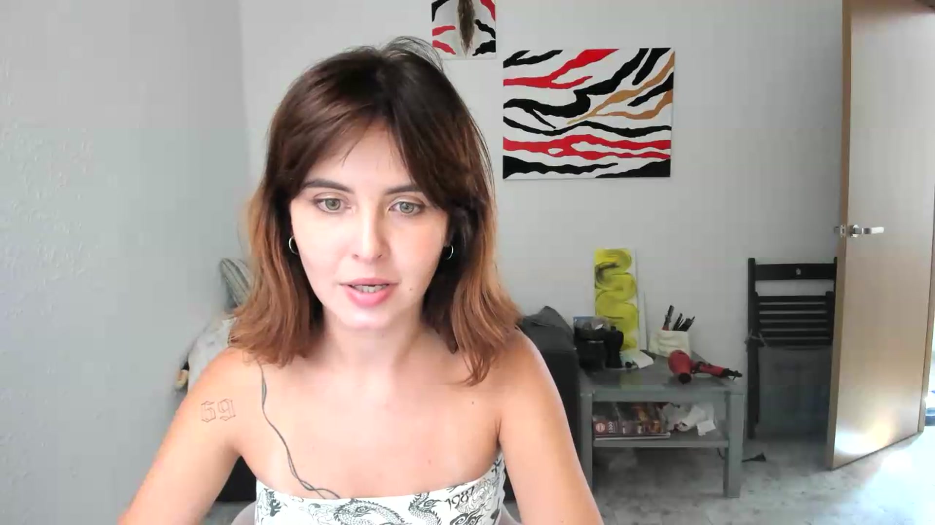 Gallery image thumbnail from AhahaGirl's myfreecams stream on, 08/17/2026, 15:43 image 6 of 20