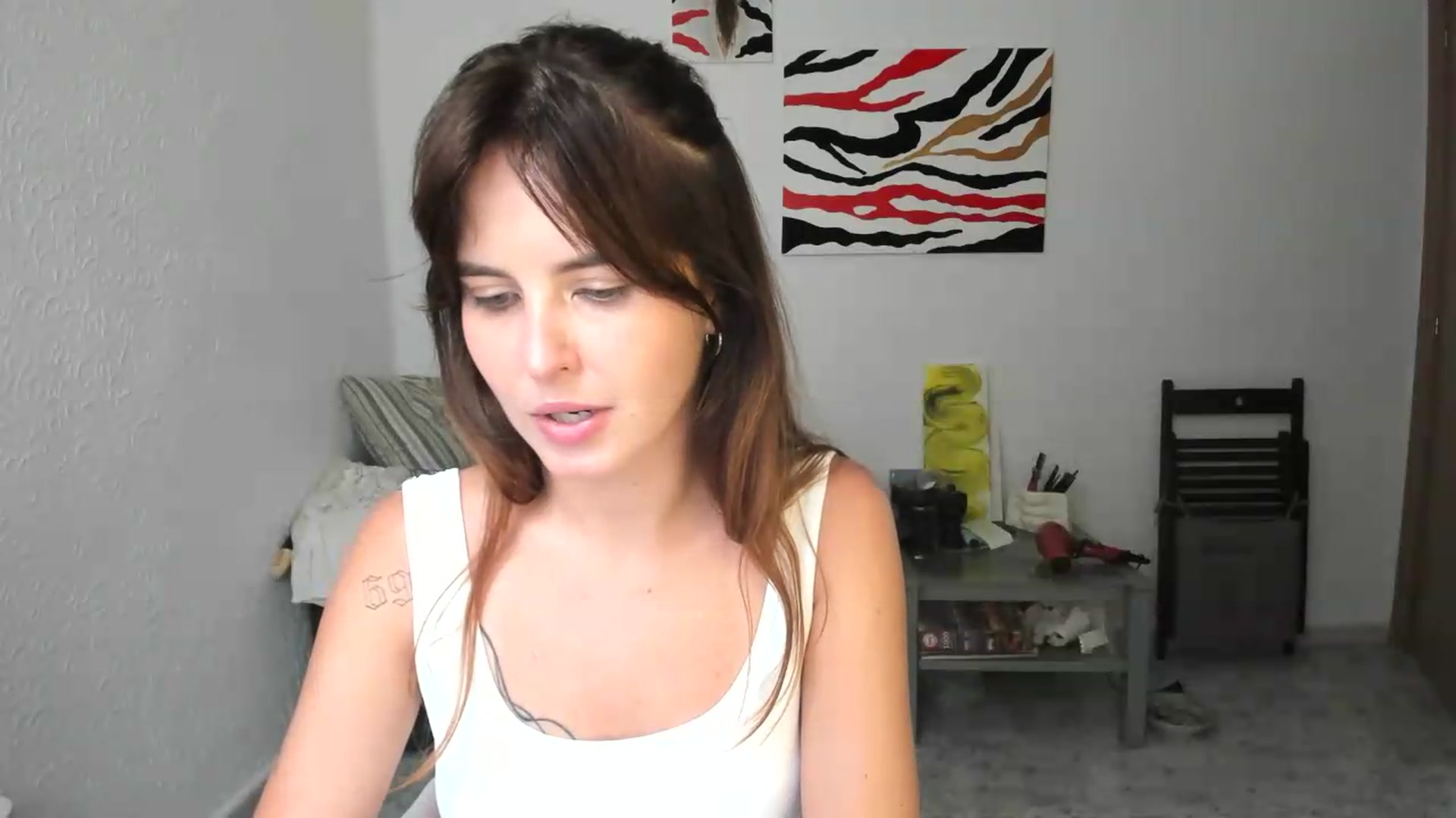 Gallery image thumbnail from AhahaGirl's myfreecams stream on, 08/18/2026, 15:25 image 8 of 20