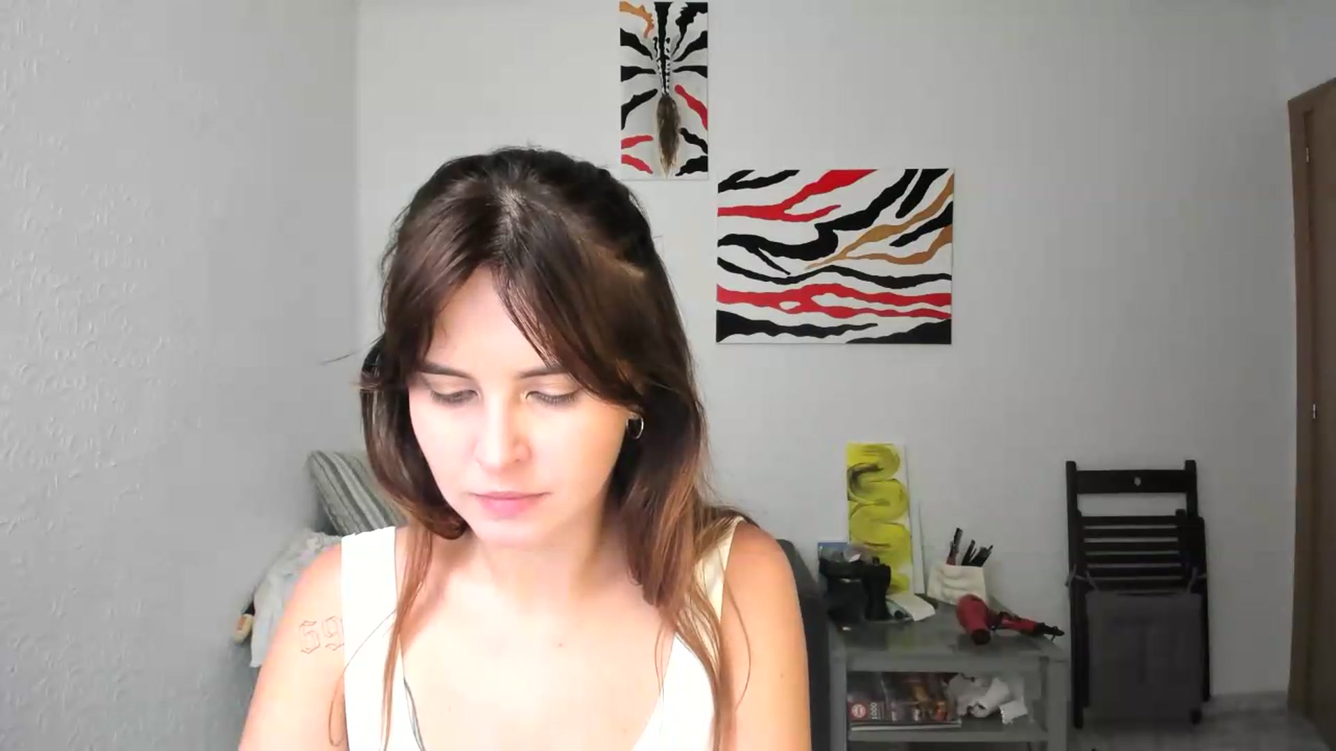 Gallery image thumbnail from AhahaGirl's myfreecams stream on, 08/18/2026, 15:25 image 7 of 20