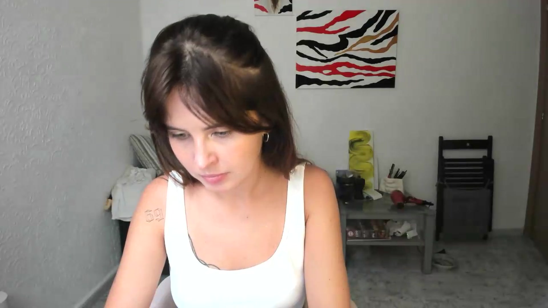 Gallery image thumbnail from AhahaGirl's myfreecams stream on, 08/18/2026, 15:25 image 5 of 20