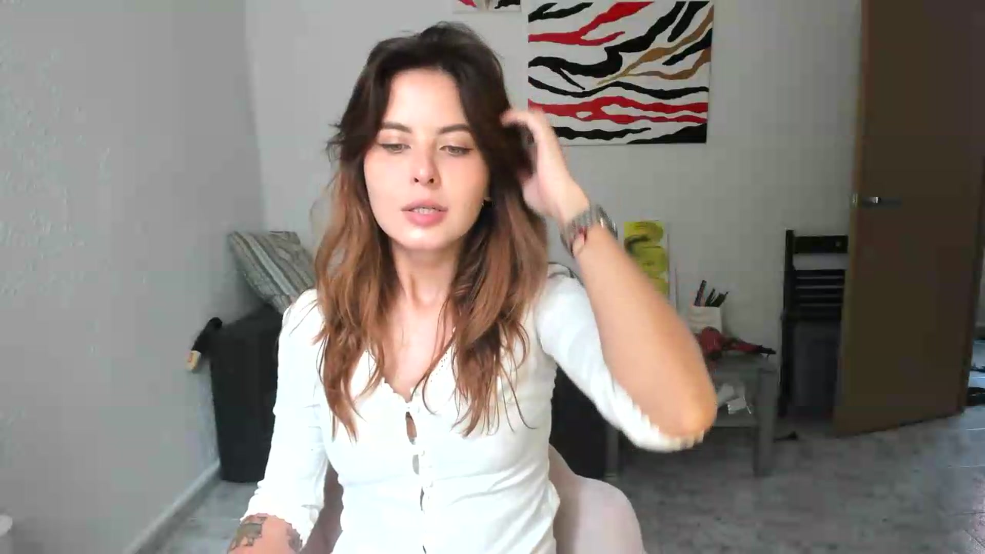 Gallery image thumbnail from AhahaGirl's myfreecams stream on, 08/19/2026, 13:36 image 9 of 20
