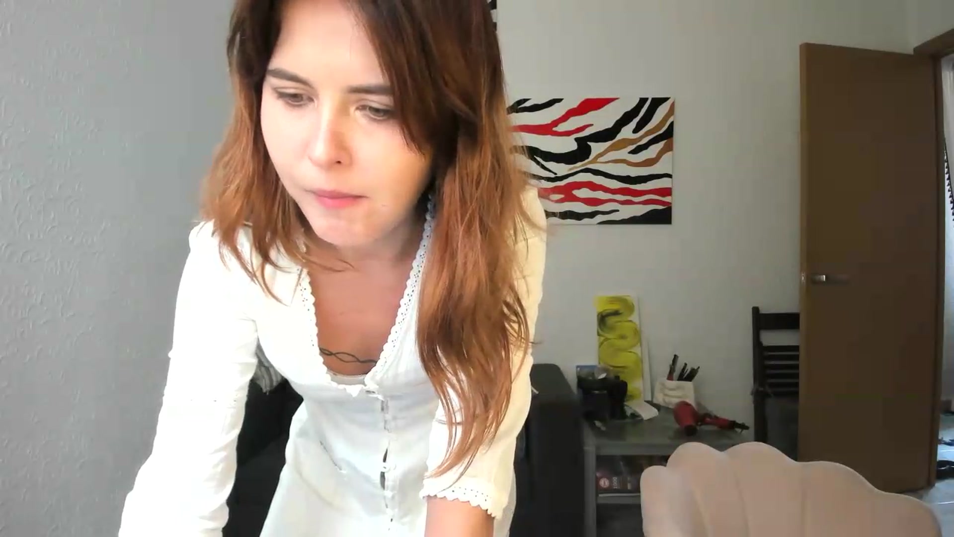 Gallery image thumbnail from AhahaGirl's myfreecams stream on, 08/19/2026, 14:36 image 4 of 20