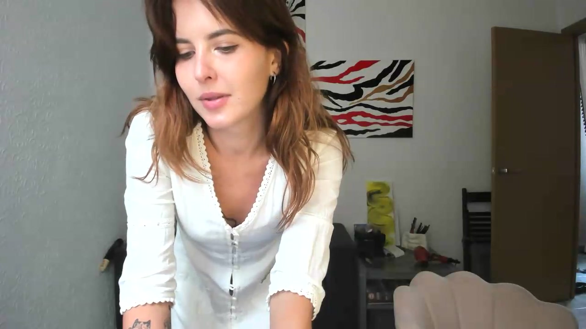 Gallery image thumbnail from AhahaGirl's myfreecams stream on, 08/19/2026, 14:36 image 7 of 20