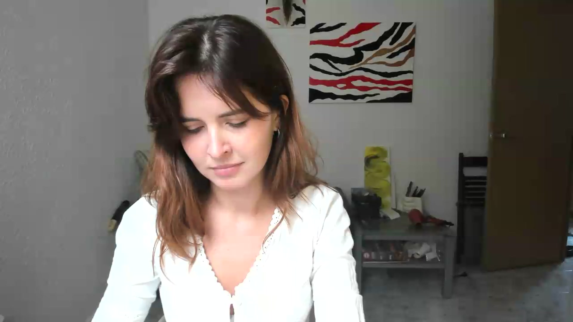 Gallery image thumbnail from AhahaGirl's myfreecams stream on, 08/19/2026, 14:36 image 15 of 20
