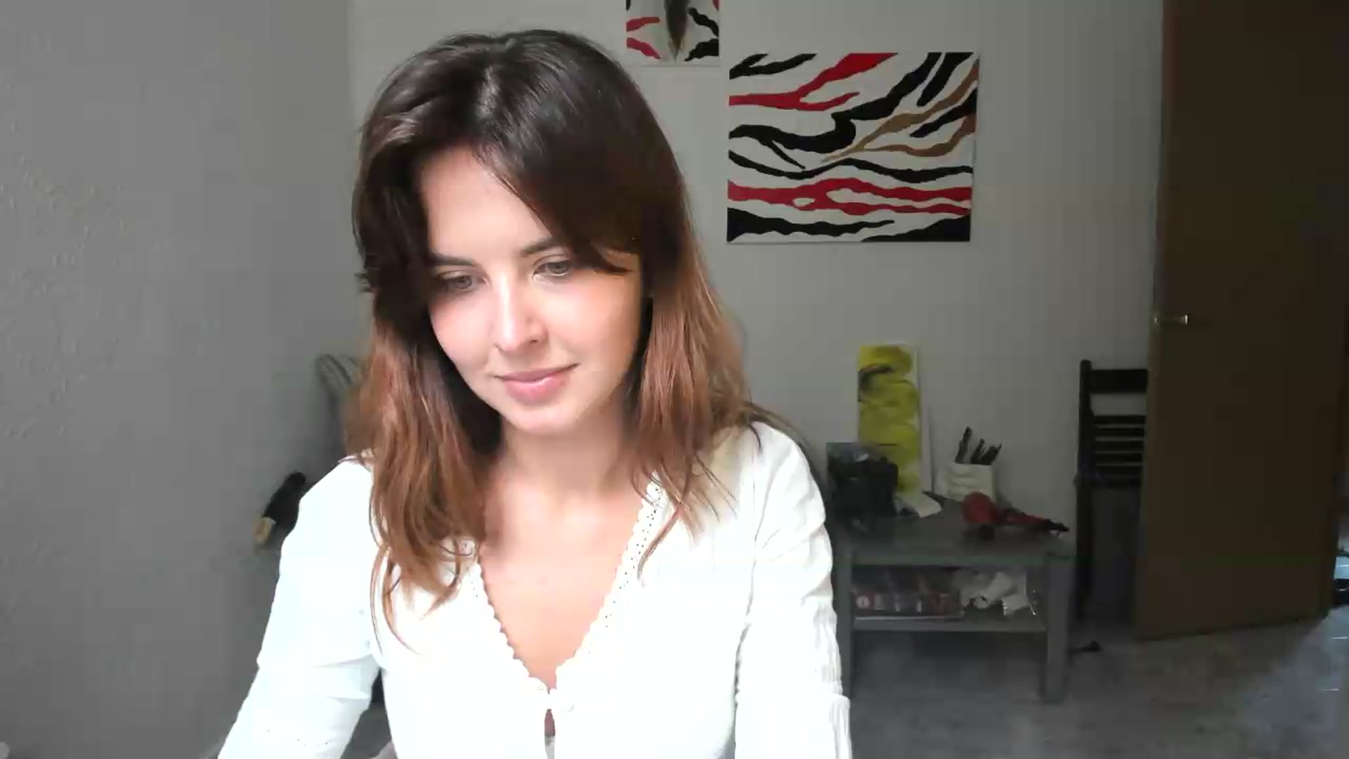 Gallery image thumbnail from AhahaGirl's myfreecams stream on, 08/19/2026, 14:36 image 14 of 20