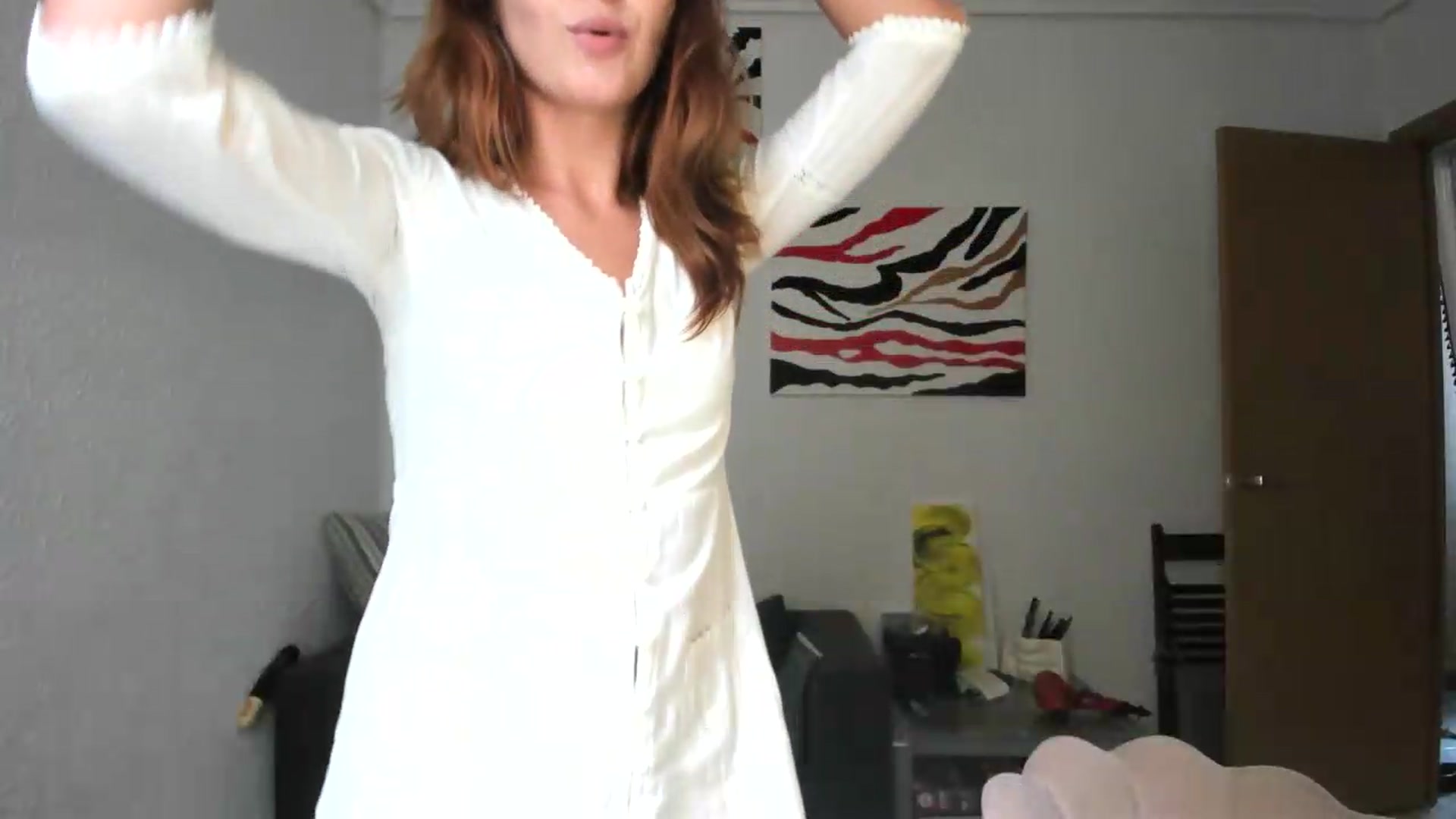 Gallery image thumbnail from AhahaGirl's myfreecams stream on, 08/19/2026, 14:36 image 9 of 20
