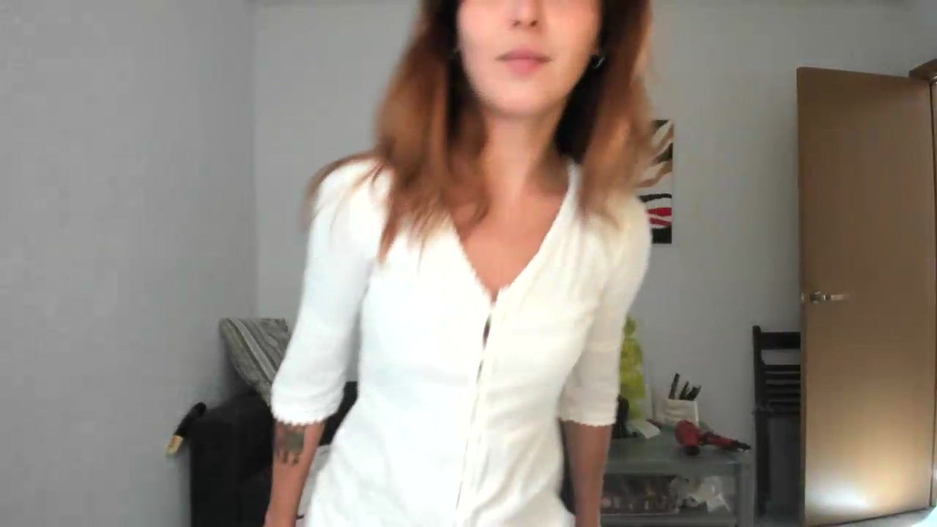 Gallery image thumbnail from AhahaGirl's myfreecams stream on, 08/19/2026, 15:54 image 5 of 20