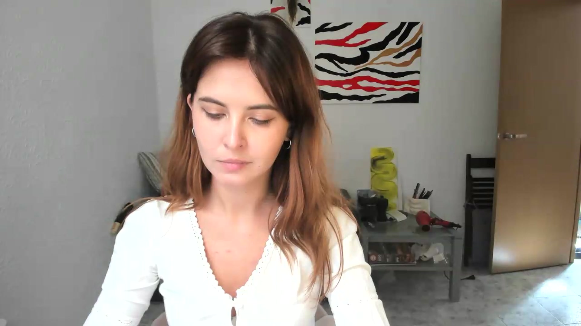 Gallery image thumbnail from AhahaGirl's myfreecams stream on, 08/19/2026, 15:54 image 16 of 20