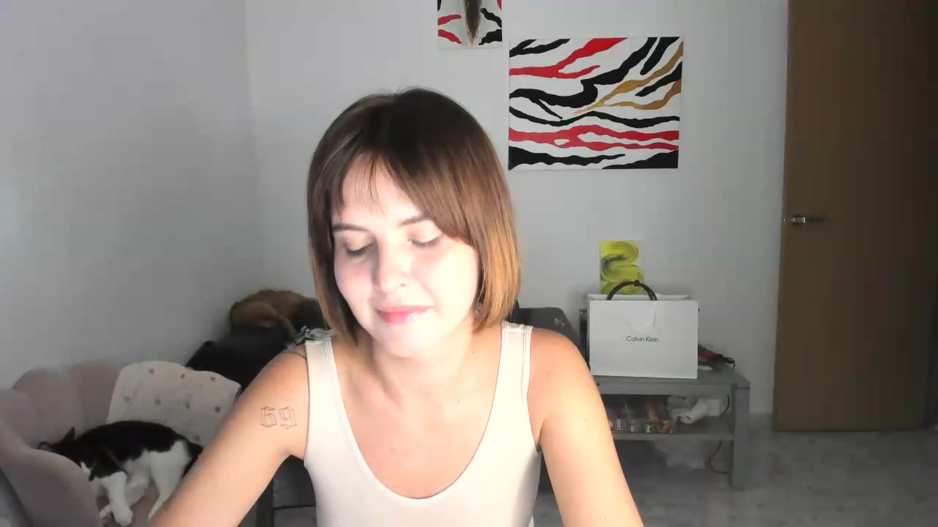 Gallery image thumbnail from AhahaGirl's myfreecams stream on, 08/24/2026, 21:25 image 18 of 20
