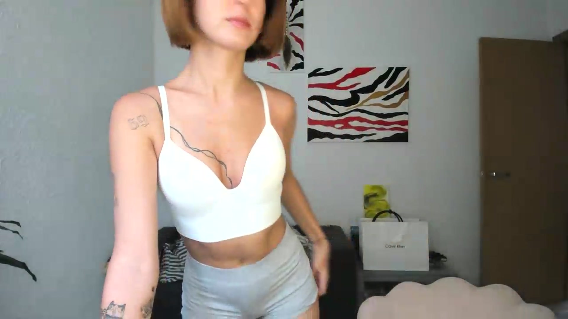 Gallery image thumbnail from AhahaGirl's myfreecams stream on, 08/25/2026, 14:03 image 2 of 20
