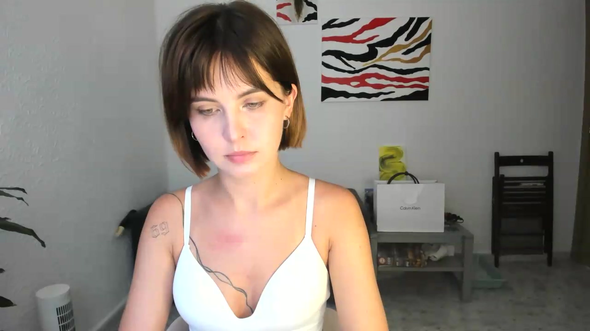 Gallery image thumbnail from AhahaGirl's myfreecams stream on, 08/25/2026, 16:01 image 13 of 20
