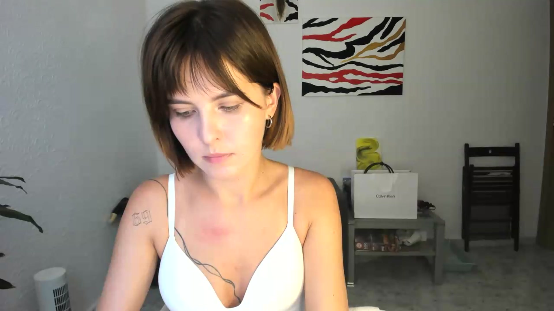 Gallery image thumbnail from AhahaGirl's myfreecams stream on, 08/25/2026, 16:01 image 20 of 20