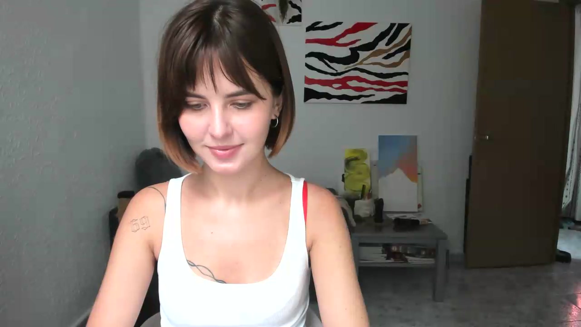 Gallery image thumbnail from AhahaGirl's myfreecams stream on, 08/29/2026, 14:03 image 12 of 20
