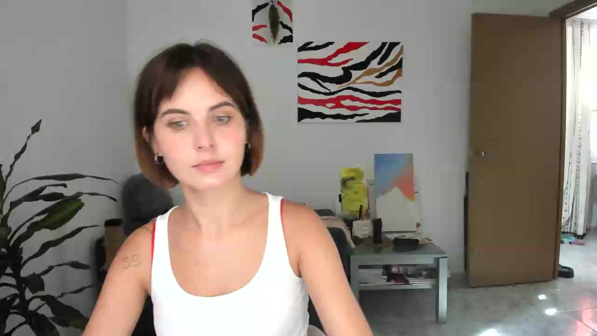 Gallery image thumbnail from AhahaGirl's myfreecams stream on, 08/29/2026, 16:03 image 19 of 20