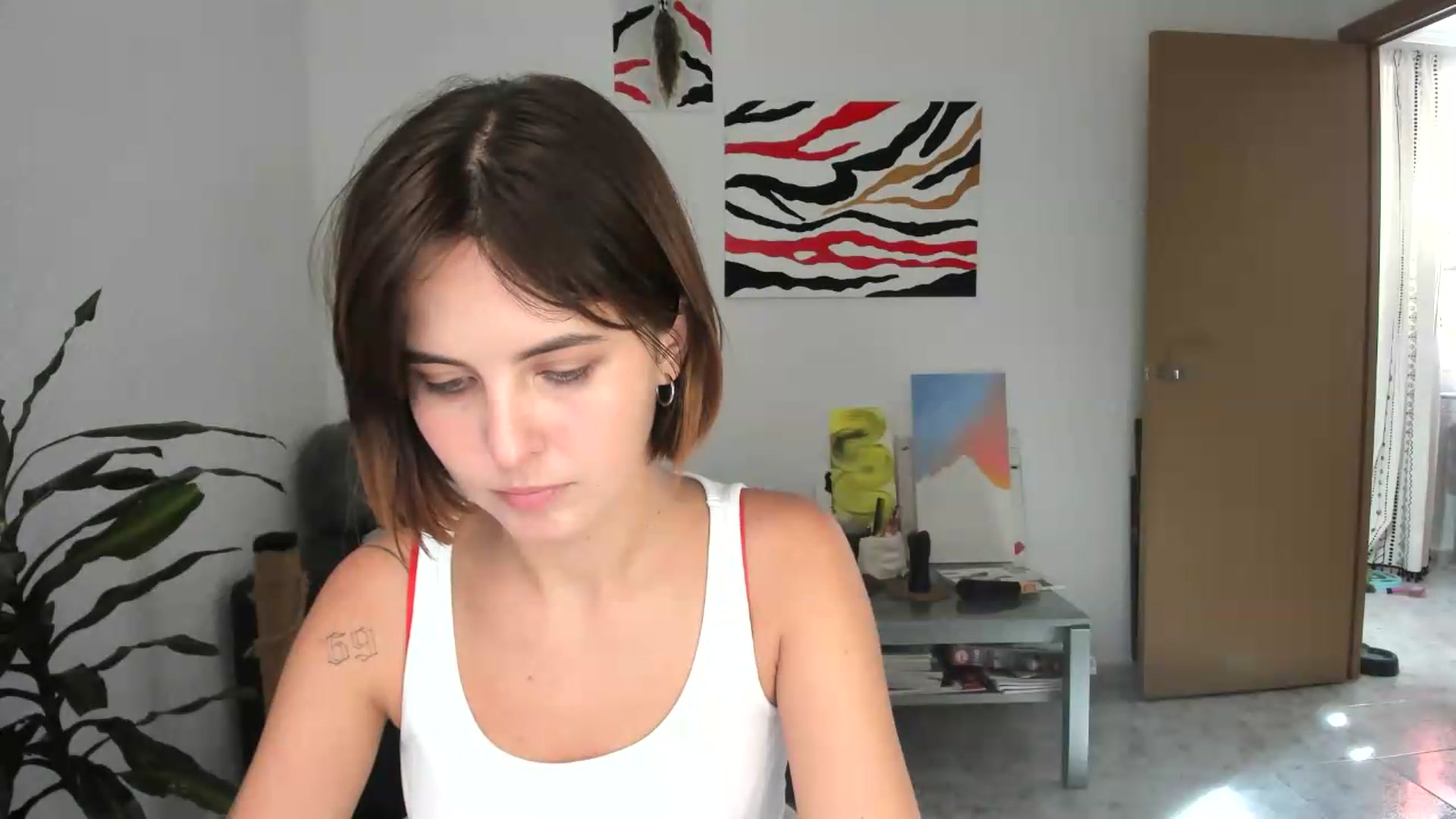 Gallery image thumbnail from AhahaGirl's myfreecams stream on, 08/29/2026, 16:03 image 12 of 20