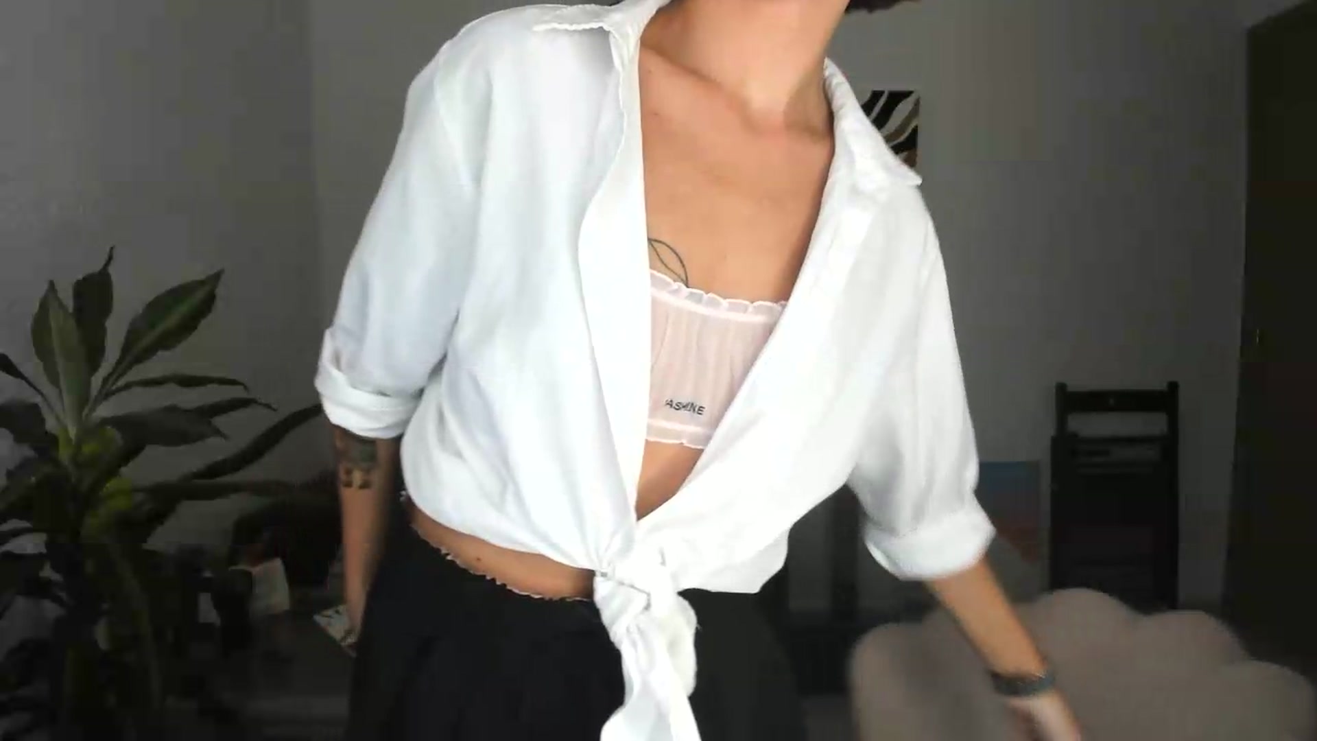 Gallery image thumbnail from AhahaGirl's myfreecams stream on, 09/01/2026, 16:56 image 12 of 20