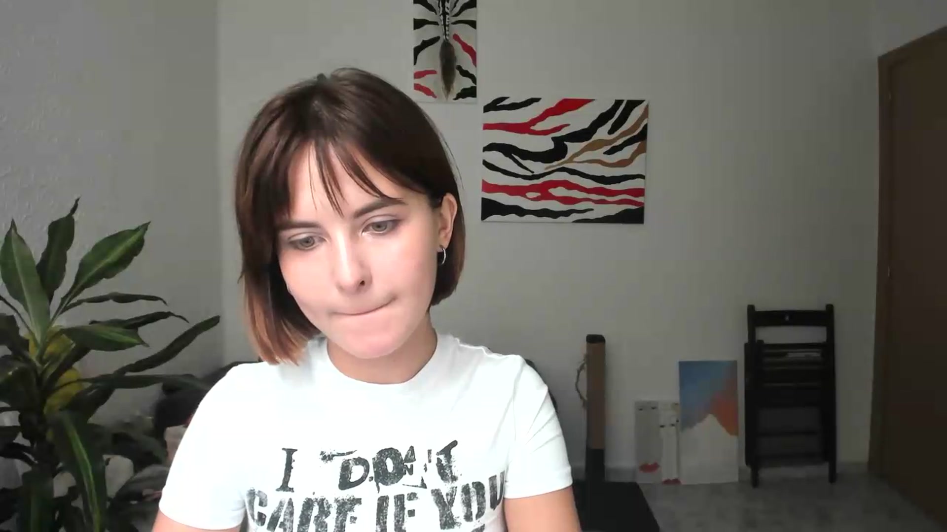 Gallery image thumbnail from AhahaGirl's myfreecams stream on, 09/04/2026, 13:47 image 14 of 20