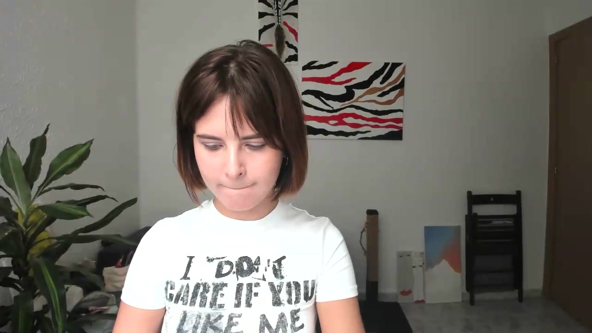 Gallery image thumbnail from AhahaGirl's myfreecams stream on, 09/04/2026, 13:47 image 8 of 20
