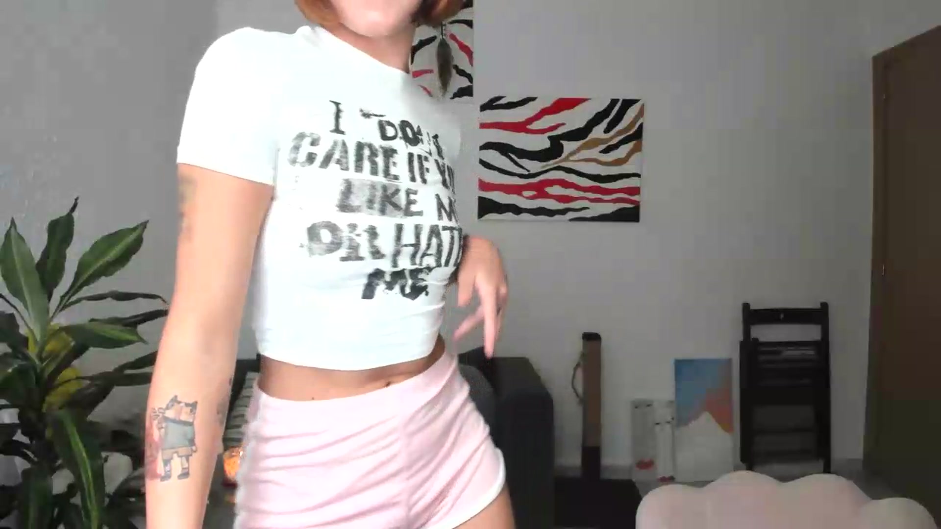 Gallery image thumbnail from AhahaGirl's myfreecams stream on, 09/04/2026, 13:47 image 5 of 20