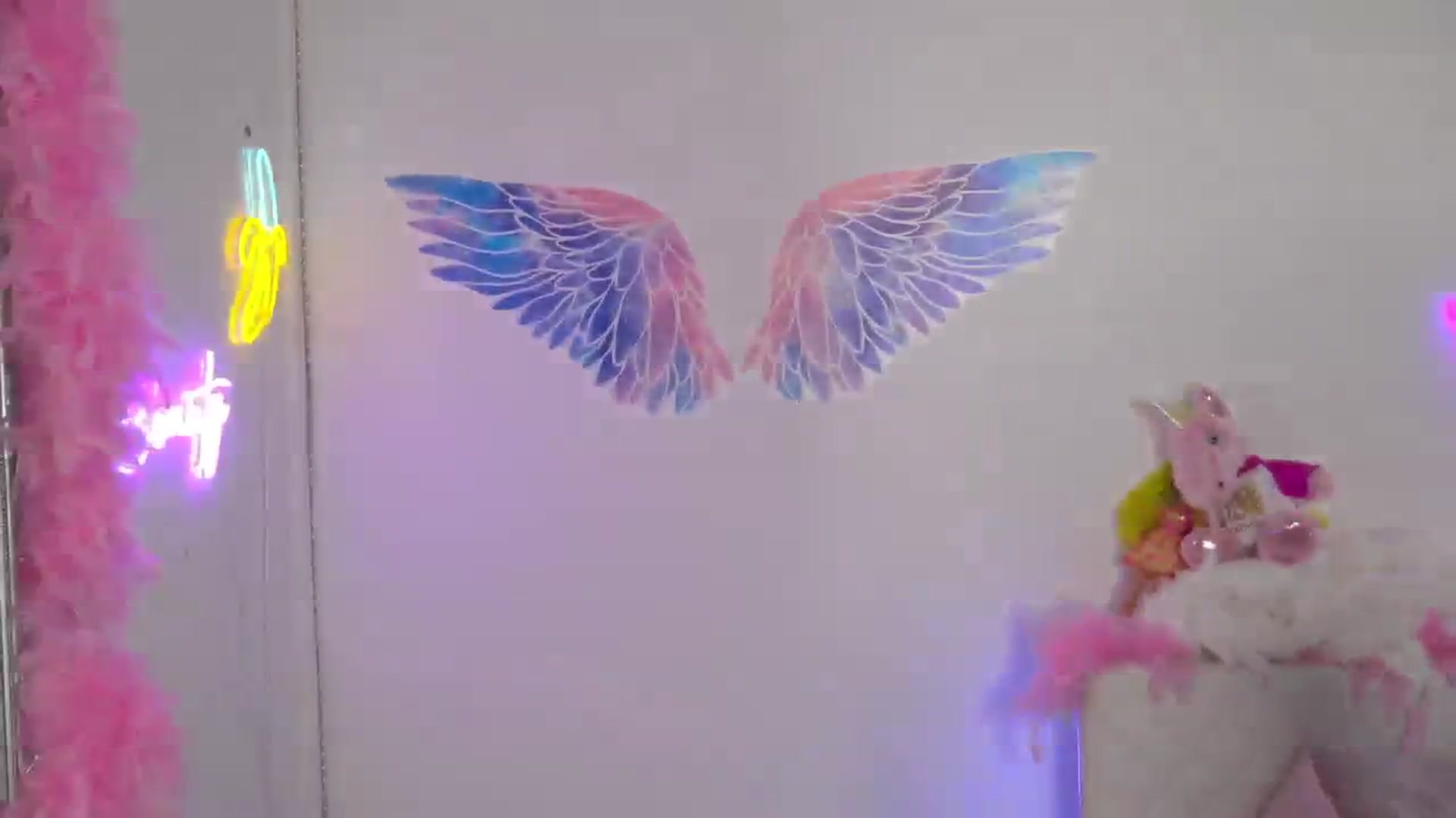 Gallery image thumbnail from Ahri_Angel's myfreecams stream on, 09/07/2023, 20:39 image 16 of 20