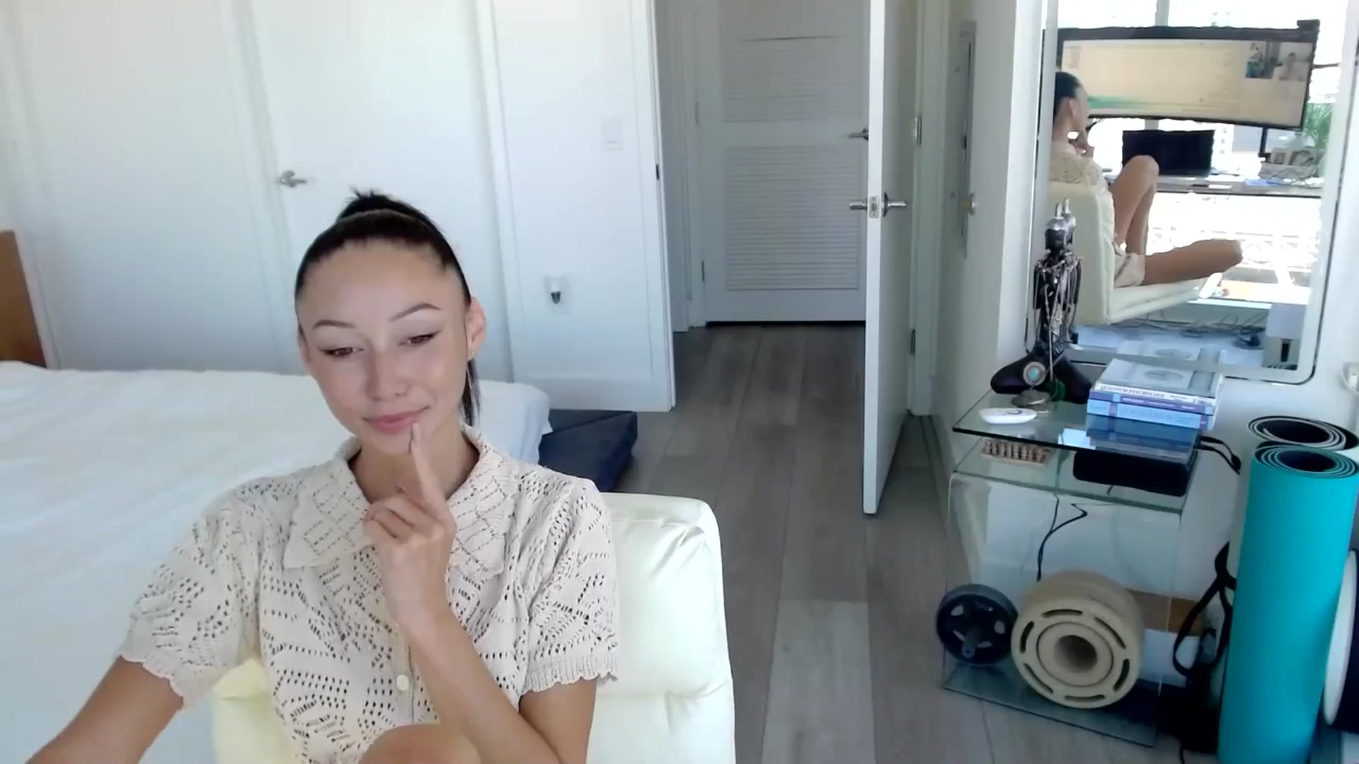 Gallery image thumbnail from Ai_GF_B00M's myfreecams stream on, 09/05/2024, 18:15 image 13 of 20