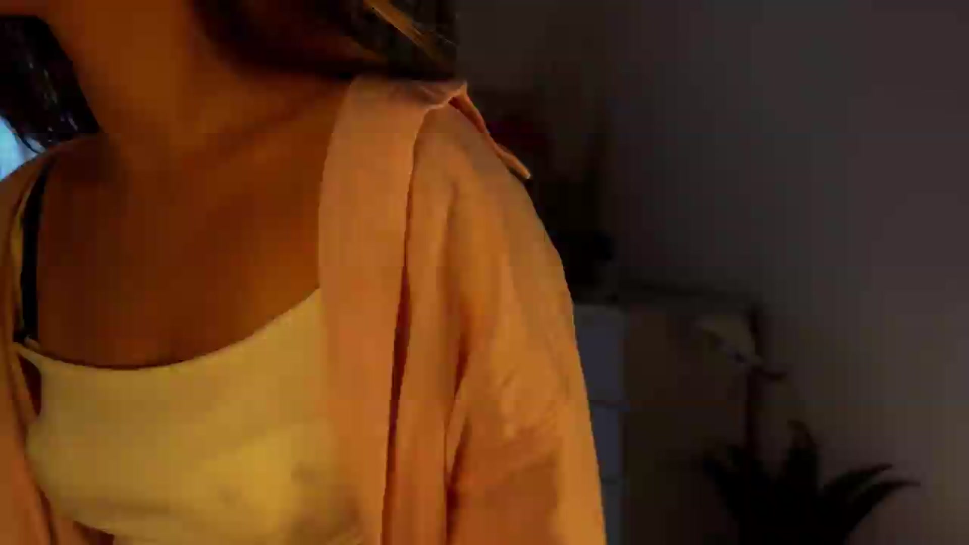 Gallery image thumbnail from AidraFoxy's myfreecams stream on, 07/30/2026, 12:12 image 1 of 20