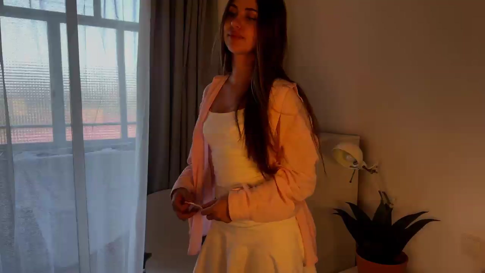 Gallery image thumbnail from AidraFoxy's myfreecams stream on, 07/30/2026, 13:33 image 6 of 20