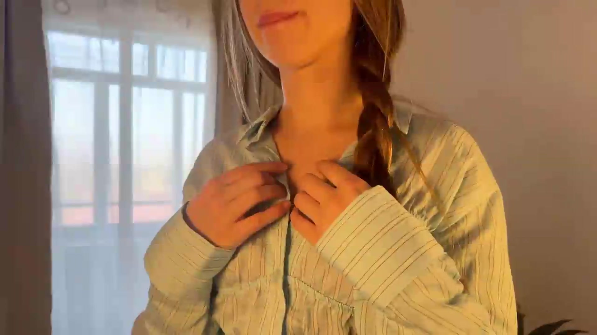 Gallery image thumbnail from AidraFoxy's myfreecams stream on, 07/31/2026, 11:33 image 16 of 20