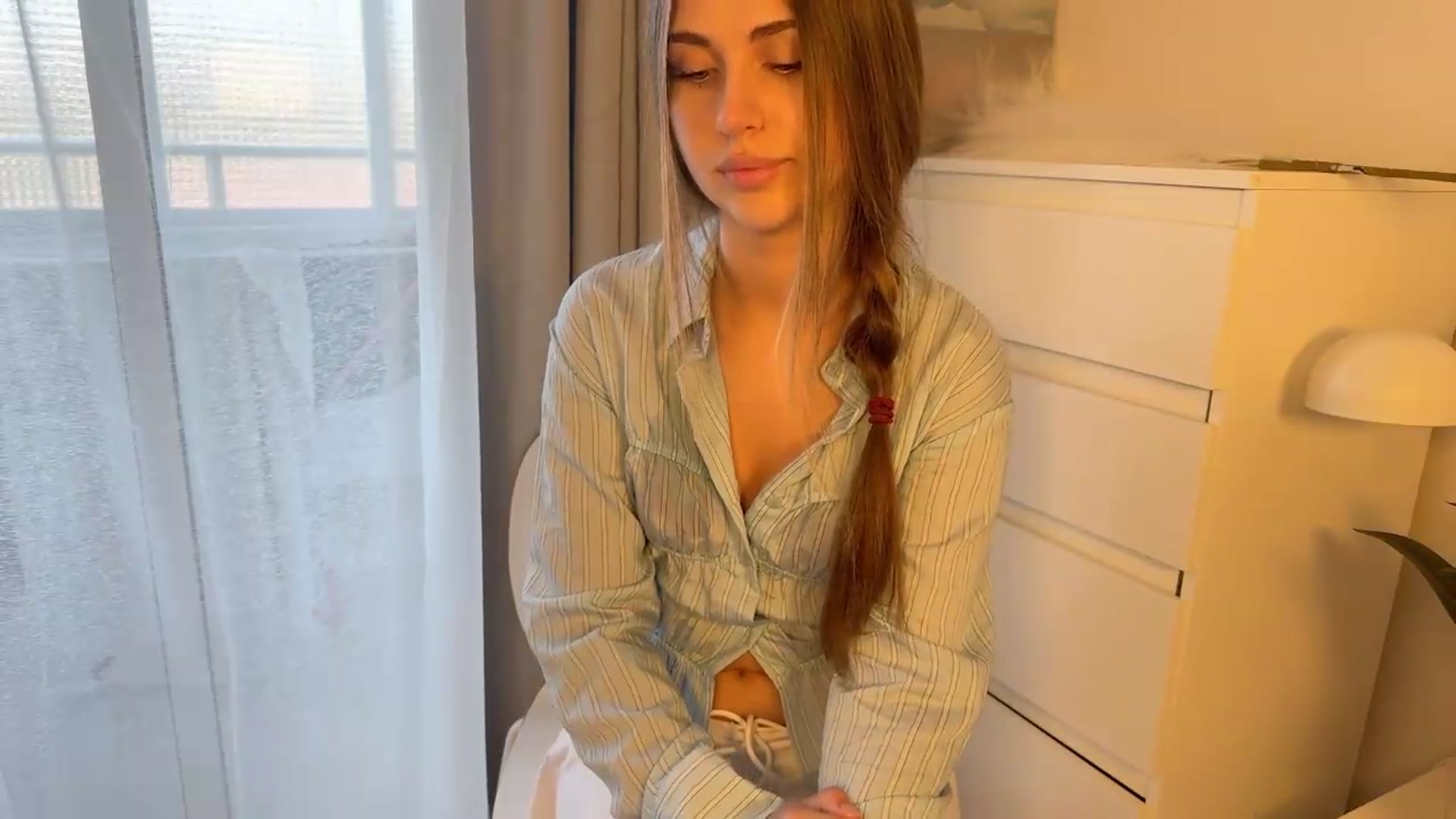 Gallery image thumbnail from AidraFoxy's myfreecams stream on, 07/31/2026, 12:25 image 16 of 20