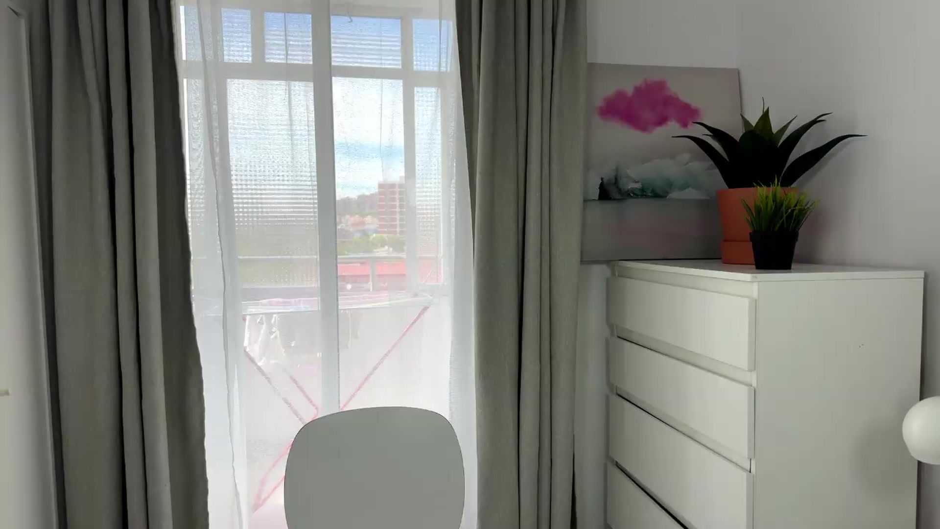 Gallery image thumbnail from AidraFoxy's myfreecams stream on, 08/28/2026, 14:37 image 4 of 20