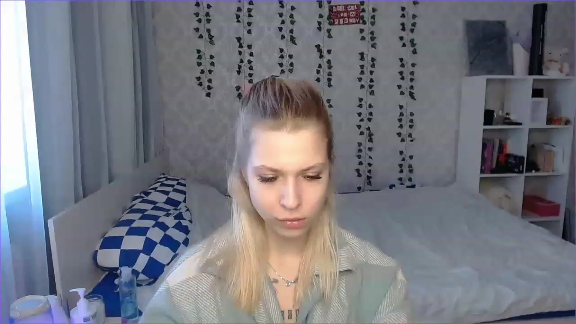 Gallery image thumbnail from Aidra__Foxxx's myfreecams stream on, 11/18/2022, 11:56 image 10 of 20