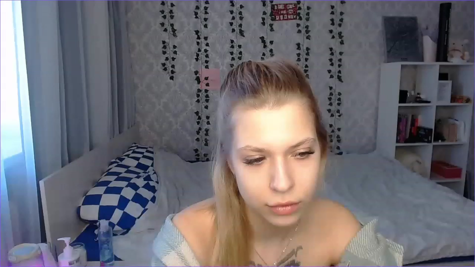 Gallery image thumbnail from Aidra__Foxxx's myfreecams stream on, 11/18/2022, 11:56 image 11 of 20