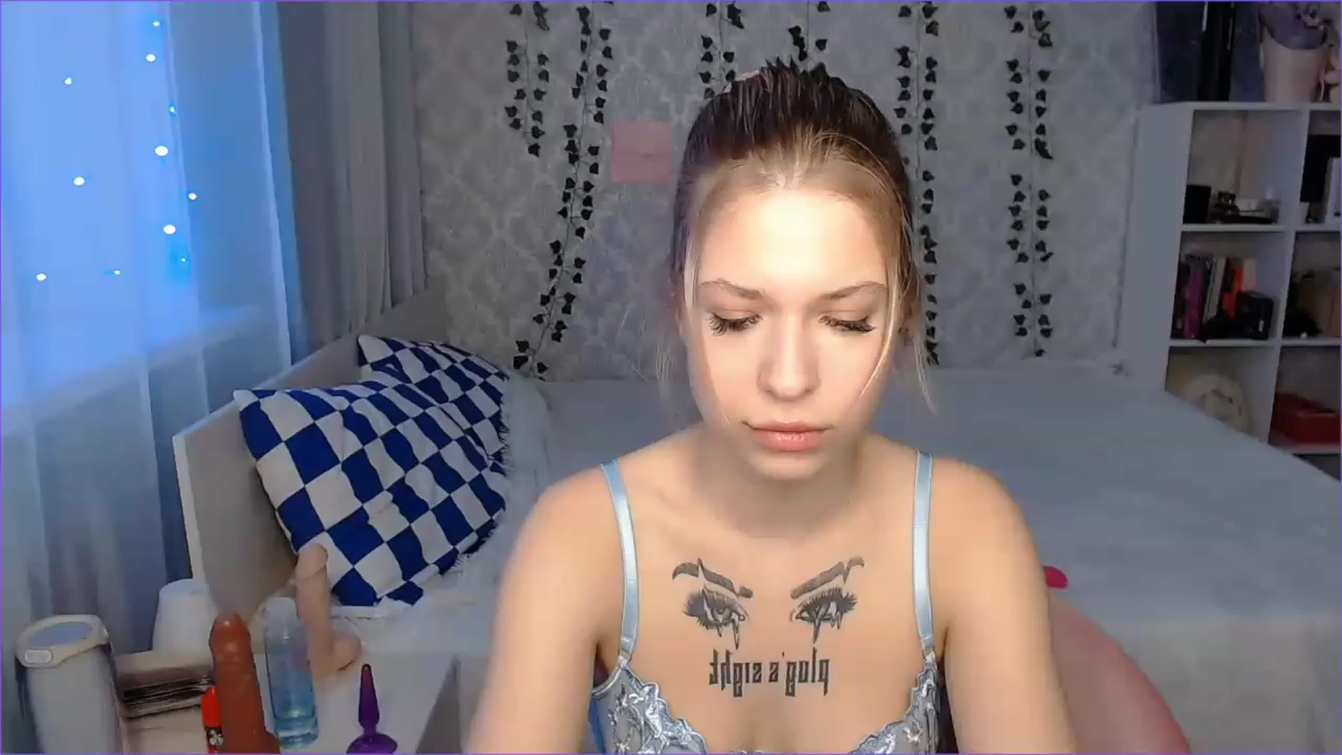 Gallery image thumbnail from Aidra__Foxxx's myfreecams stream on, 11/24/2022, 06:35 image 7 of 20