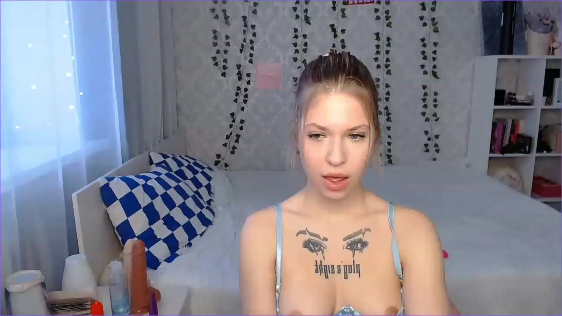 Gallery image thumbnail from Aidra__Foxxx's myfreecams stream on, 11/24/2022, 07:20 image 2 of 20
