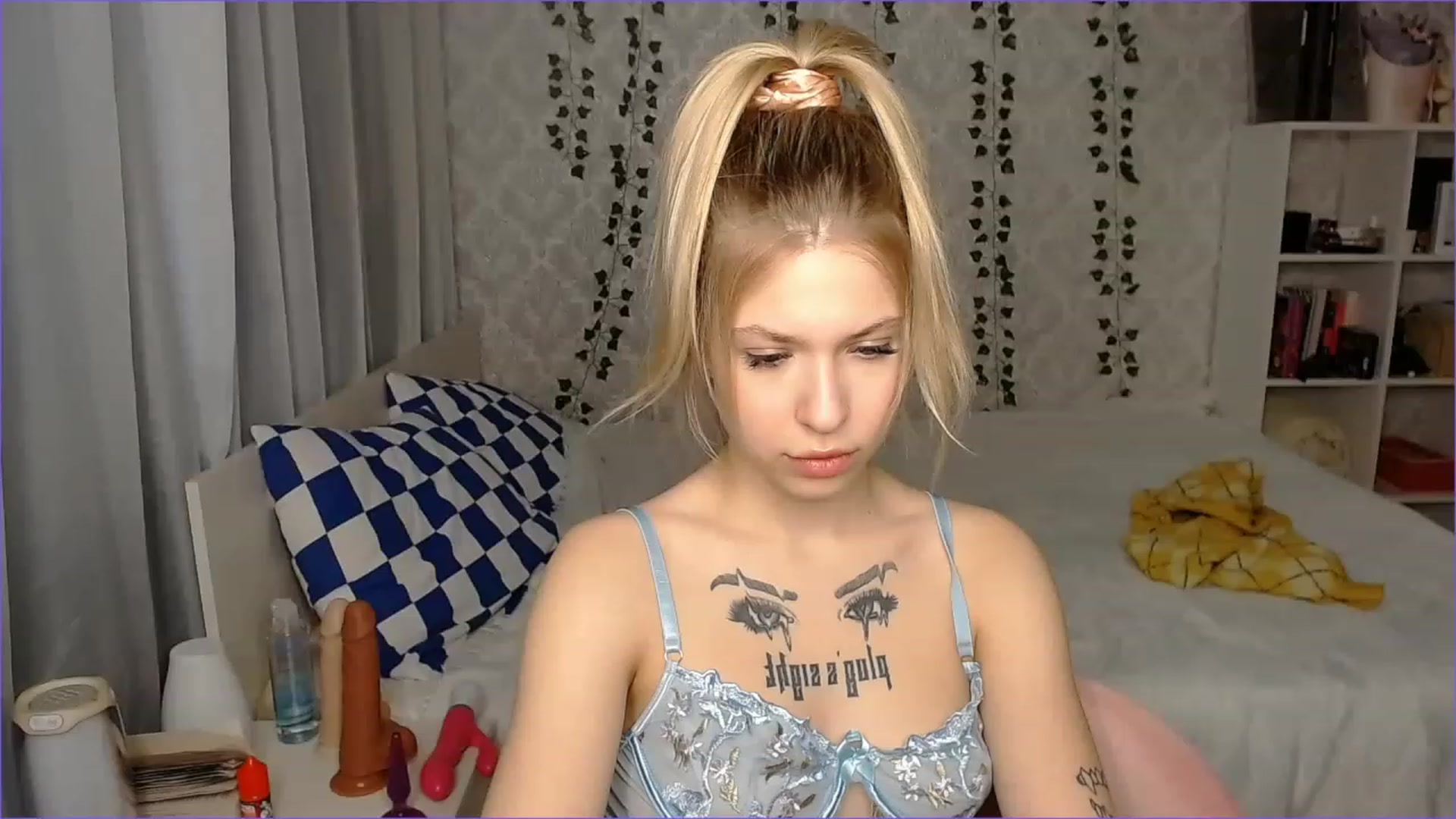 Gallery image thumbnail from Aidra__Foxxx's myfreecams stream on, 11/24/2022, 10:56 image 13 of 20