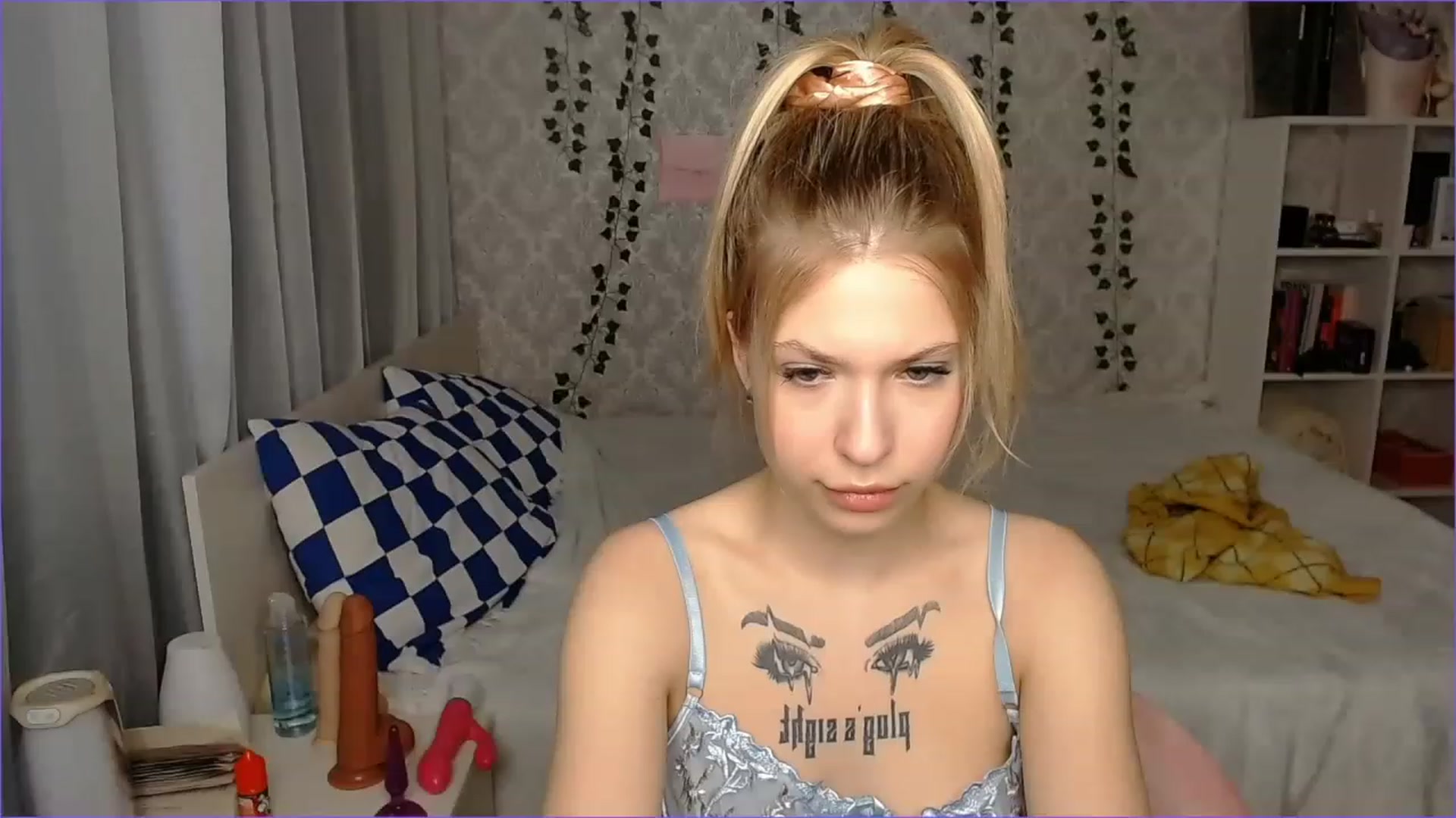 Gallery image thumbnail from Aidra__Foxxx's myfreecams stream on, 11/24/2022, 10:56 image 19 of 20