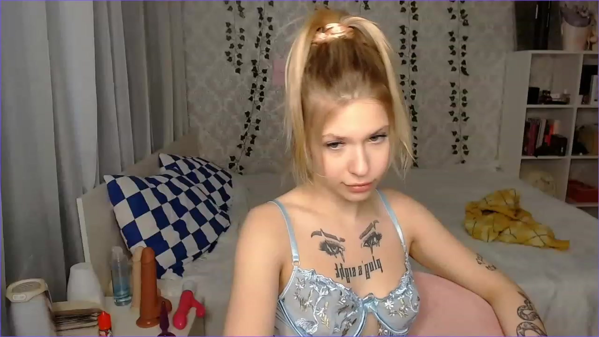 Gallery image thumbnail from Aidra__Foxxx's myfreecams stream on, 11/24/2022, 10:56 image 8 of 20